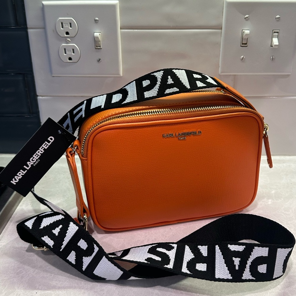 *BRAND NEW* Karl Lagerfeld Paris Purse
